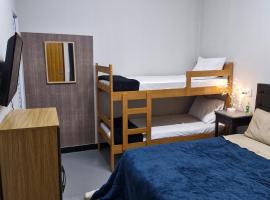 2203 Chácara CadClub Quarto Suíte Ate 05 Pessoas，位于普雷图河畔圣若泽的酒店