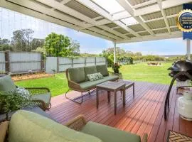 Jack's Culburra - Absolute Waterfront with Fireplace