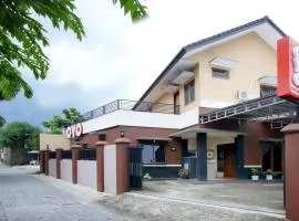 Hotel O near UGM formerly Bayang Brothers Guest House