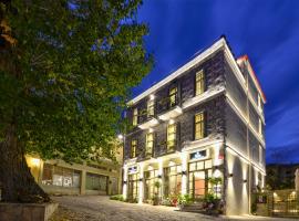 Megaro Gioule，位于西亚蒂斯塔的带停车场的酒店