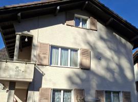 Anna's Appartement，位于Matten的酒店