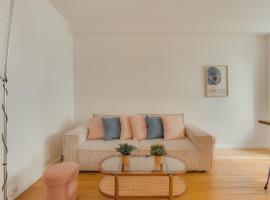 Charmant appartement 2 pièces, accès rapide Paris，位于旺夫的酒店
