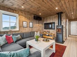 Hytte på Lygna med fantastisk utsikt，位于Gran的酒店