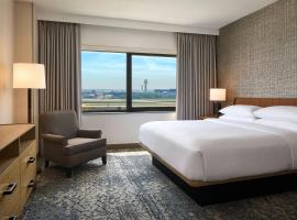 芝加哥奥黑尔喜来登套房酒店，位于罗斯芒特的酒店