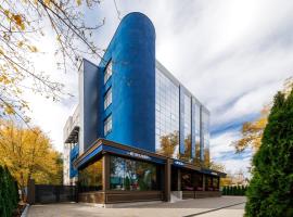 Art Hotel，位于基希讷乌的酒店