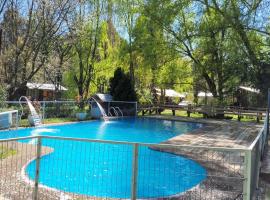 Caba&ntilde;as Aguas Claras，位于平托的乡村别墅