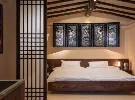 Korea's beauty in haeundae with Hinoki wooden bath