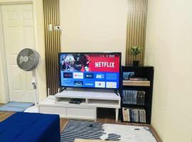 Staycation in Malolos Bulacan with Parking, Netflix and Fast WiFi，位于Malolos的酒店