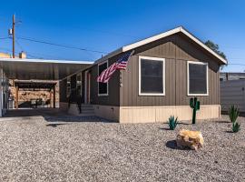 Desert Escape close Trails & River，位于帕克的酒店