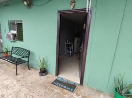 Vive en lo Natural，位于巴拿马城的宠物友好酒店