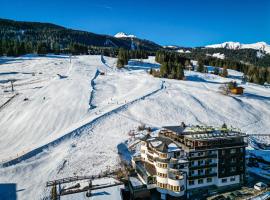 Boutique Hotel Bellevue Lermoos，位于莱尔莫斯的酒店