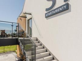 S1 Apartamenty，位于雷瓦的酒店