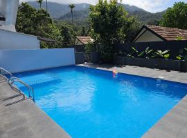 Mount Wave Holiday Pool Villa，位于Wayanad的酒店