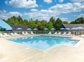 梵康希欧乐假日公园 - 灌木丛林中的住宿