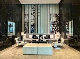 Peaceful Stylish and cozy condo，位于Khlong Toei的酒店