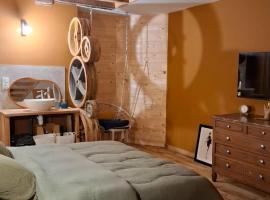 Le Grenier du Moulin，位于Darbonnay的自助式住宿