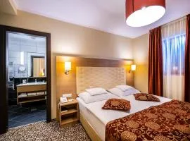 伊瑞达斯帕斯塔菲奈斯俱乐部酒店