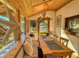 Sunny apartment Ula, close to Brunnachbahn