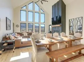 3 Mi to Holiday Valley Mtn-View Home with Hot Tub