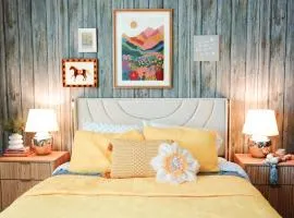 Cozy Quiet Room, Easy FWY60 Access, Near UCR & ONT Airport