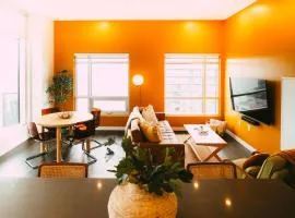 Free Parking - Cozy 2br 2ba Penthouse DT Halifax!