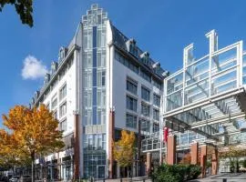 柏林滕珀尔霍夫美居酒店