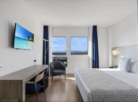 奥古斯塔巴塞罗那瓦莱斯酒店，位于格拉诺列尔斯的酒店