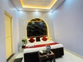 Vedas Suites- Saryu Ghat Ayodhya Free Buffet Breakfast