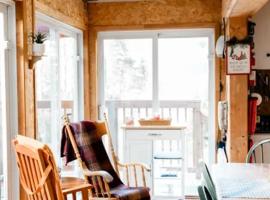 Chalet Le Mona，位于Notre-Dame-Des-Bois的酒店