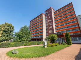 黎奈思酒店，位于普雷绍夫的酒店