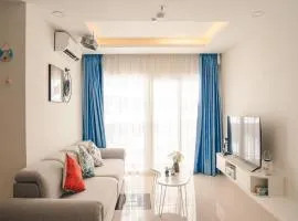 2BR Luxury riverview - Melody of the Sea Monarchy