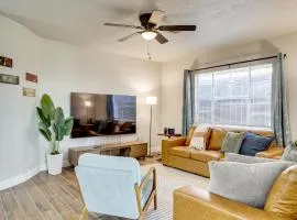 4 Mi to Fort Sill Modern Home with Private Yard