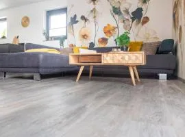 Heimbi-Home No 5, 8 People, EuropaPark, E-Ladesäule