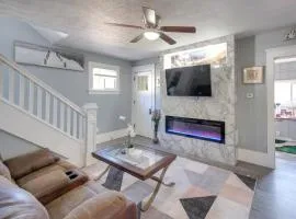 Modern and Convenient! Group Stay in Highland Square