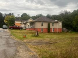 Marina house，位于Mingo Junction的酒店