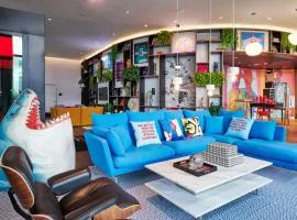 citizenM Miami World Center