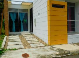 Casa Vacacional - Portales del Sol 1，位于托凯马的酒店