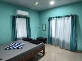 Aabhai Beach Resort，位于马尔万的酒店