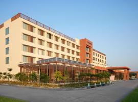 Vivanta Ekta Nagar，位于Navgam的带停车场的酒店