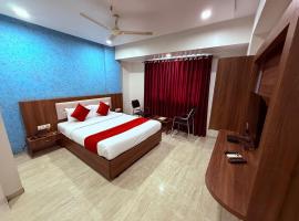 Hotel Arya Residency Rabale，位于Airoli的酒店