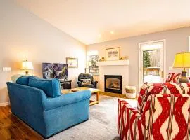 In the Heart of Hailey; PRIVATE PET-FRIENDLY 3 bedroom home with garage