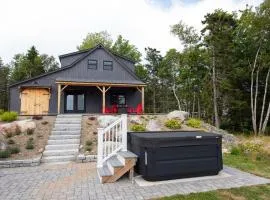 Oceanview Barnhouse Retreat with Hot Tub