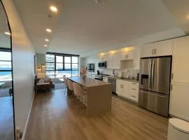 Waterfront large 1 BR with 6 appliances & gym