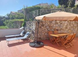 L'Appartamentino Di Giulia，位于坎波内莱尔巴的酒店