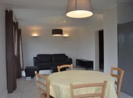 HYPER CENTRE TOURS avec Parking