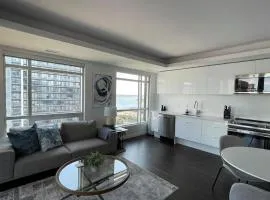 Waterfront 1 BR corner unit with 6 appliances