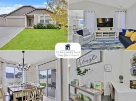 Modern Luxurious 4-bedroom Centrally located home