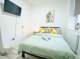 Entire Private Studio - Shared accommodation