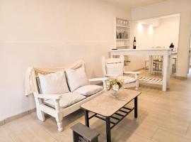 Casa con Pileta, Parrilla y Acceso con Rampa，位于拉马约的酒店