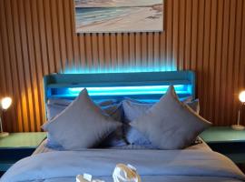 Cave Beach Resort - Boutique Accomodation，位于Dingalan的酒店